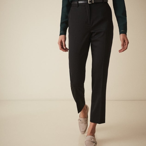 black skinny leg trousers